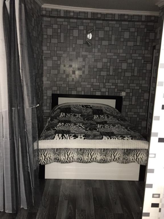Maia'S Apartment On Rustaveli Тбілісі Номер фото
